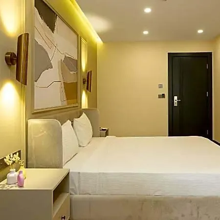 Fora Lara Hotel