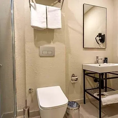 Hotel Fora Lara